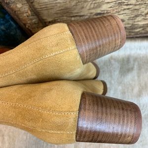 mia castro suede bootie